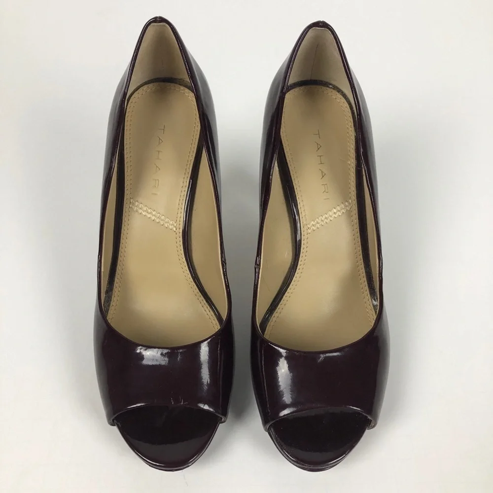 Tahari Peep Toe Patent Leather Heels 👠